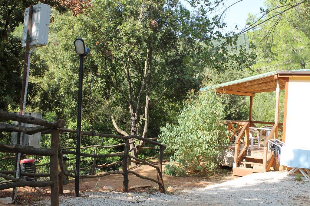 Elbadoc Camping Village Cavo Ngoại thất bức ảnh