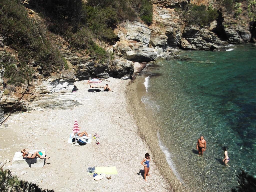 Elbadoc Camping Village Cavo Ngoại thất bức ảnh